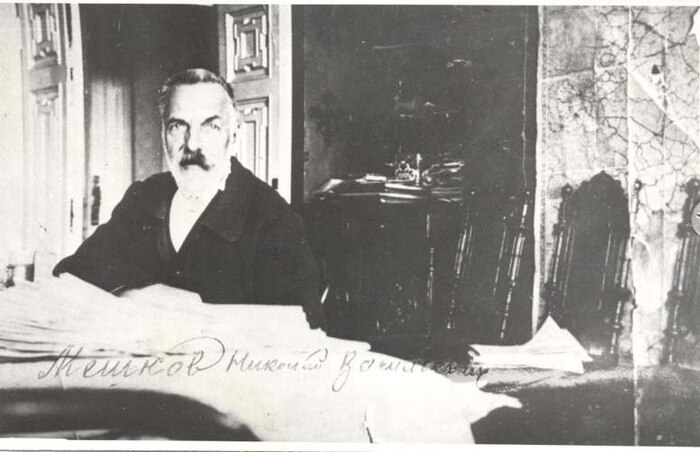 Н.В. Мешков в кабинете. 1910-е гг.